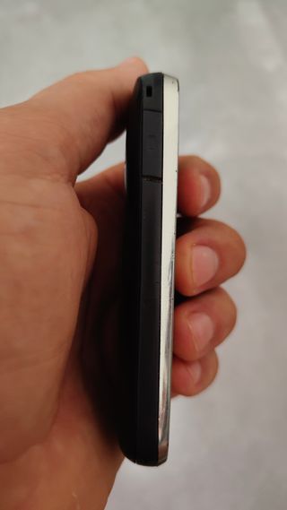 Nokia 2730 - Cellulare vintage