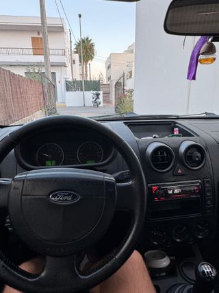 Ford Fusion 2004
