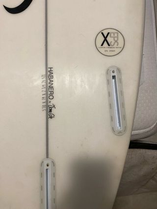 Tabla surf en Lanzote. Aloha 5’10" MEJOR VERLA 