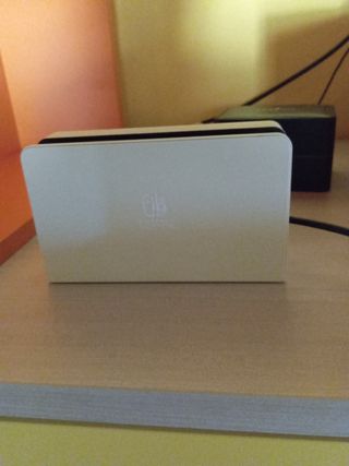 Nintendo Switch OLED bianca
