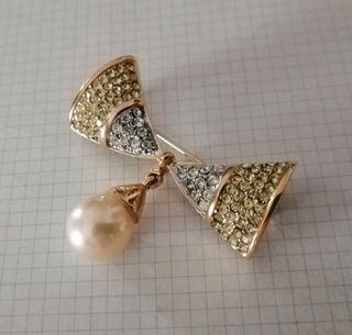 Broche de solapa 