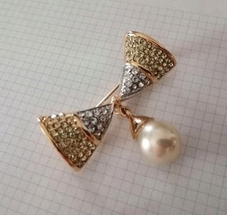 Broche de solapa 