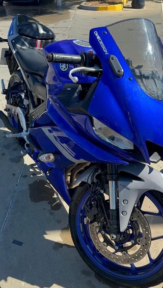 Yamaha R3 2020  Como nueva ACEPTO CAMBIO POR COCHE