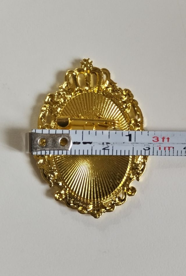 Spilla Madonna Fatima + omaggio