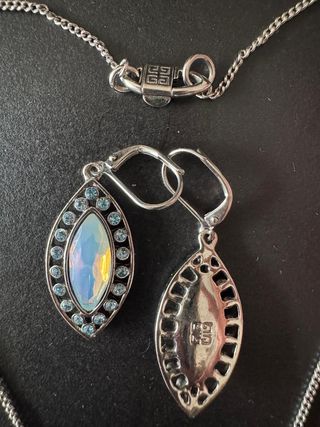 Collar y pendientes Givenchy - azul plata