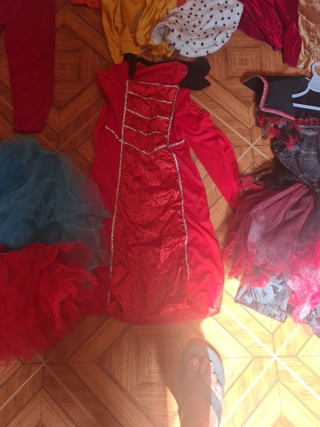 Disfraces Niños y adulto.