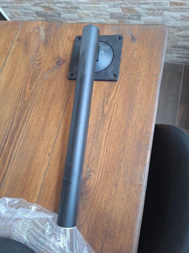 Soporte PC + 5 accesorios nuevos