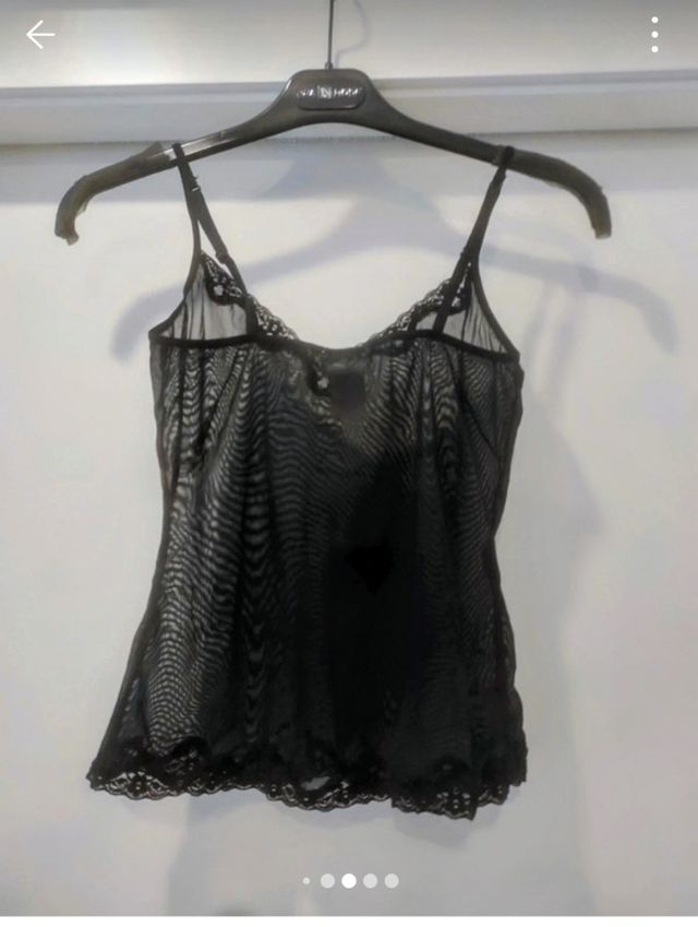 Top OYSHO Preto em renda SEXY 4.50€