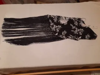 Top asimétrico flecos ZARA