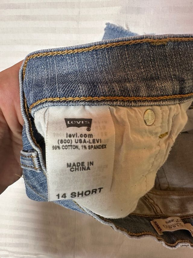 Shorts Levis 512 taglia 42 - fiore ricamato