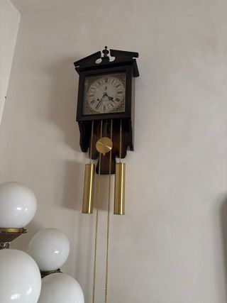 Reloj de pared antiguo
