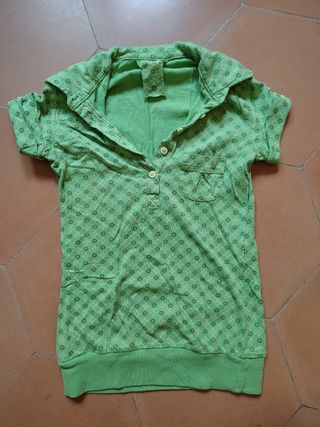 Polo Bershka verde - manga corta