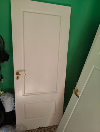 4 Puertas macizas blancasp como se ve  fotos 