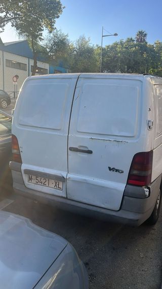 Mercedes-Benz Vito Mixta 