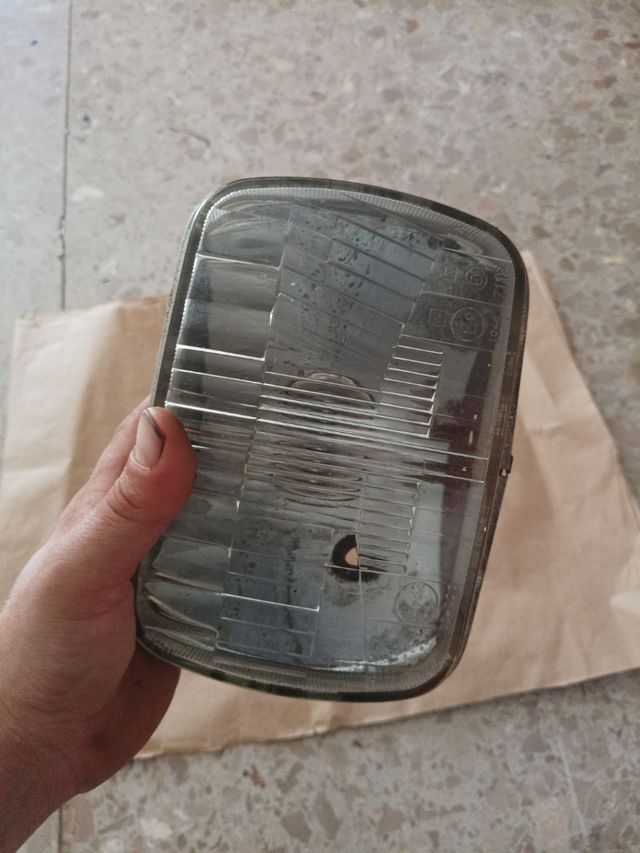 Faro delantero 2CV izquierdo antiguo