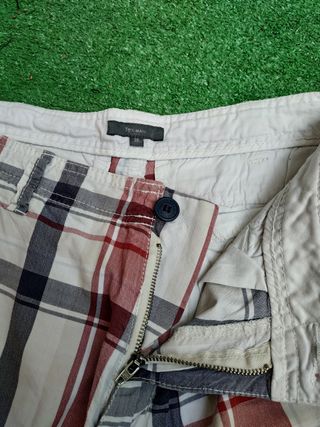 Bermudas cuadros rojas y blancas