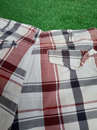 Bermudas cuadros rojas y blancas