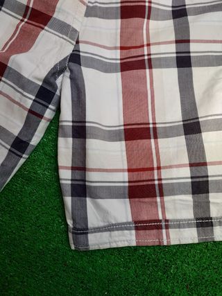 Bermudas cuadros rojas y blancas
