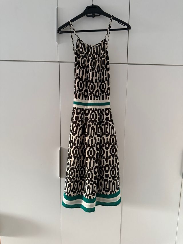 Vestido blanco y negro estampado