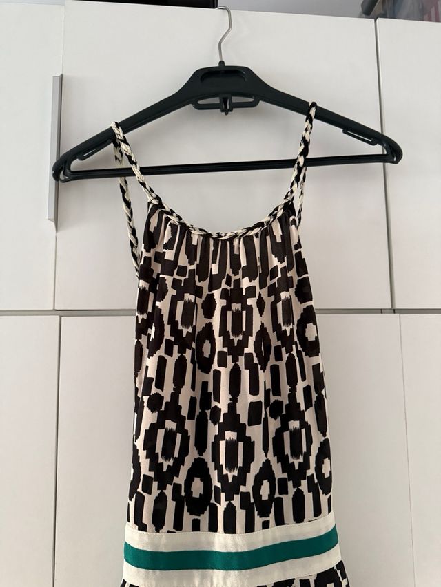 Vestido blanco y negro estampado