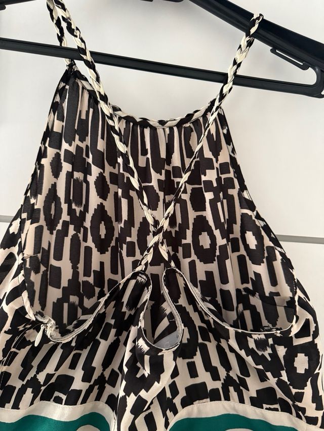 Vestido blanco y negro estampado