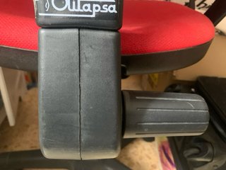 Silla oficina roja giratoria