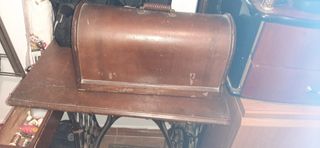 Máquina coser Singer antigua