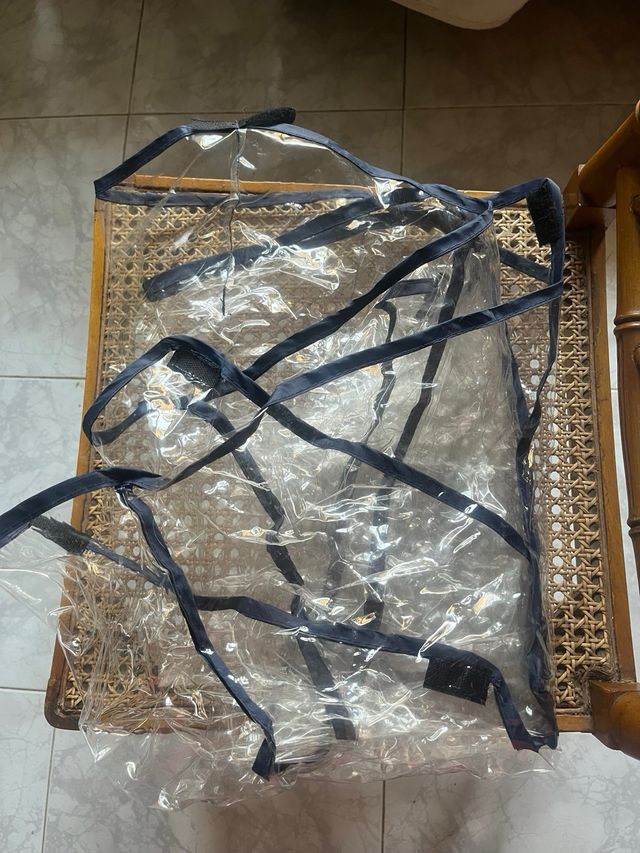 Cubierta plastico para lluvia cochecito bebe.