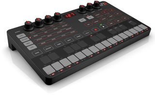 IK Multimedia UNO Synth: Sintetizzatore