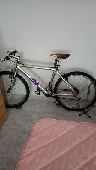Bicicleta montaña aluminio