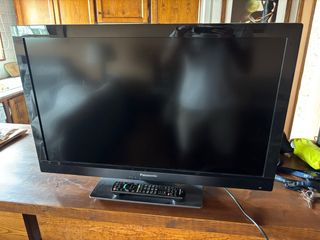Panasonic TV 32" - TV LCD