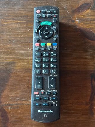 Panasonic TV 32" - TV LCD