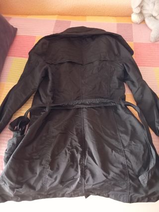Chubasquero Stradivarius azul marino 