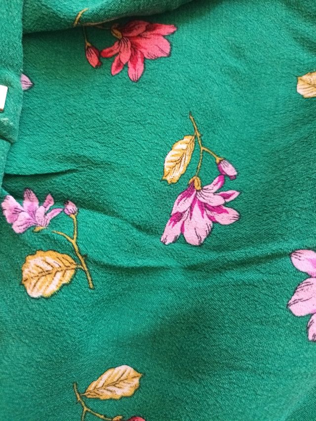 Pantalón Culotte Verde Flores de segunda mano por EUR en Girona