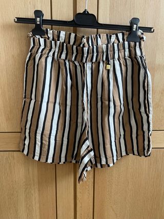 Shorts righe marroni bianchi