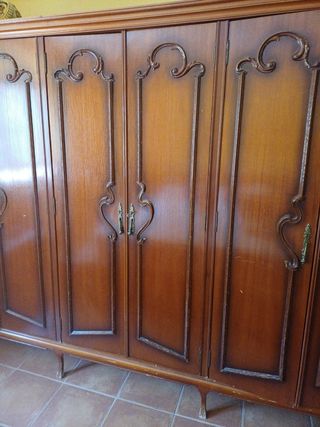 Armario madera 6 puertas