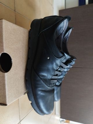 Zapatos Fluchos negros mujer