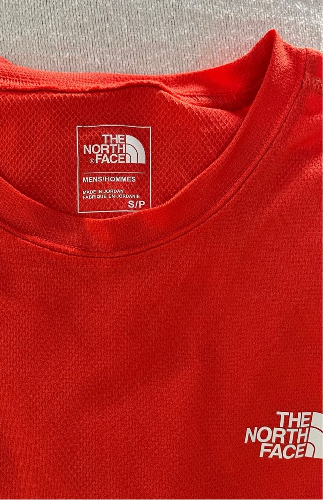 Camiseta naranja The North Face
