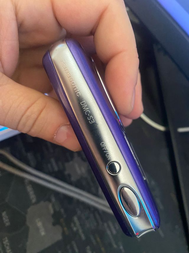 LUMIX Fotocamera Digitale Viola 14.1MP