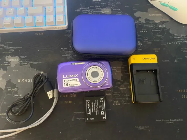 LUMIX Fotocamera Digitale Viola 14.1MP