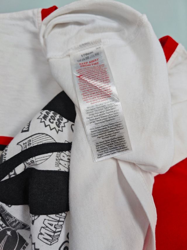 Camiseta Marvel Comics retro