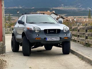 Isuzu Vehicross  