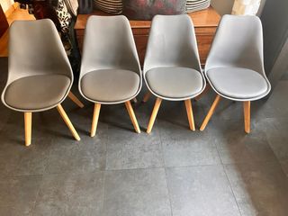 4 Sedie Grigie Stile Nordico