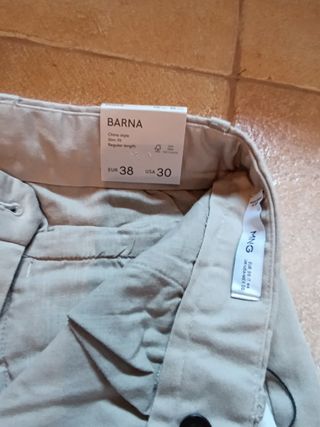 Pantalón chino Mango beige hombre