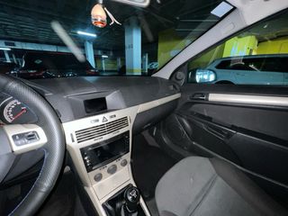Opel Astra h 2009