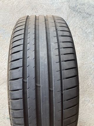Neumático Michelin 235/55 R19 105Y