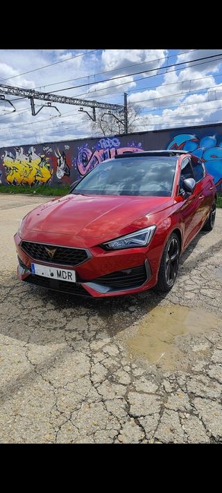 CUPRA Leon 2023 150cv micro Hibrido