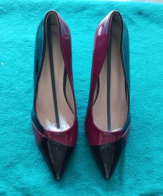 Zapatos tacón elegante - negros y rojos
