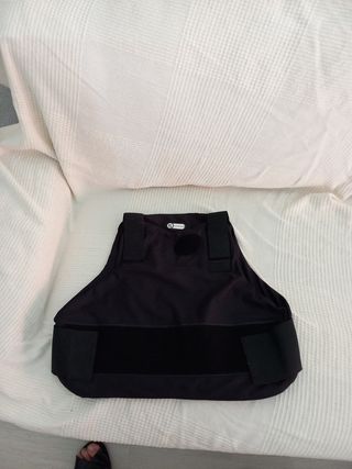 VENDO CHALECO ANTICORTE (ANTIPINCHAZOS).