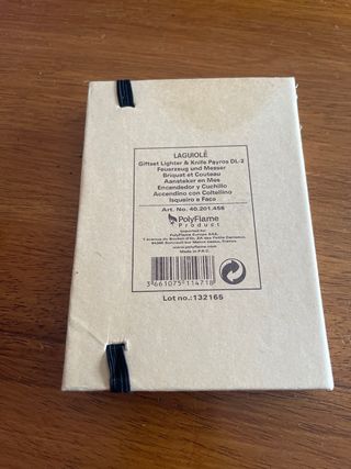 Coltello Laguiole e accendino